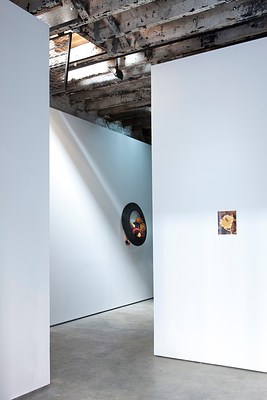 Image 4 of 21