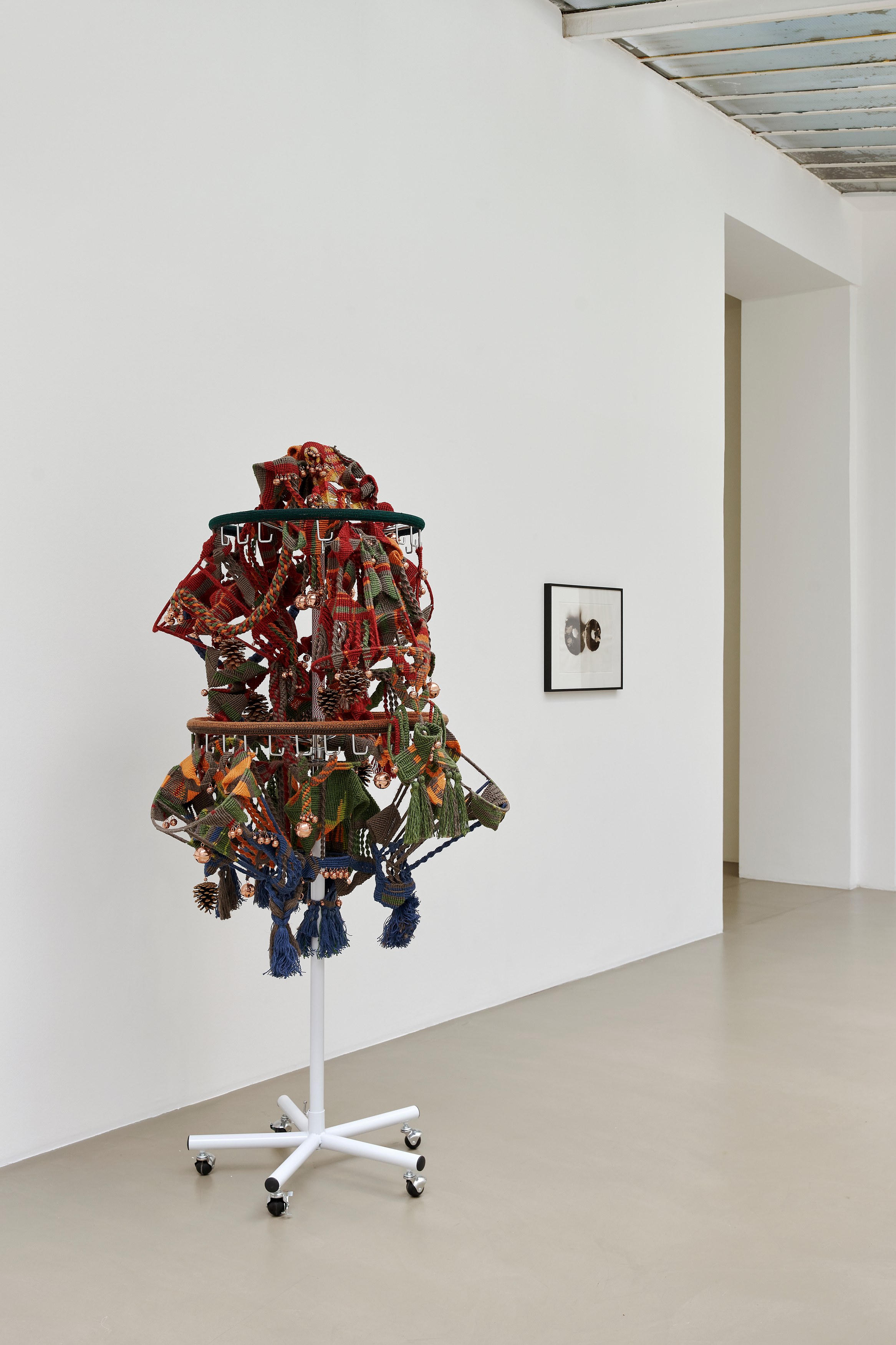 Demain Est La Question, Demain Est La Question at Galerie Chantal Crousel, photo 9