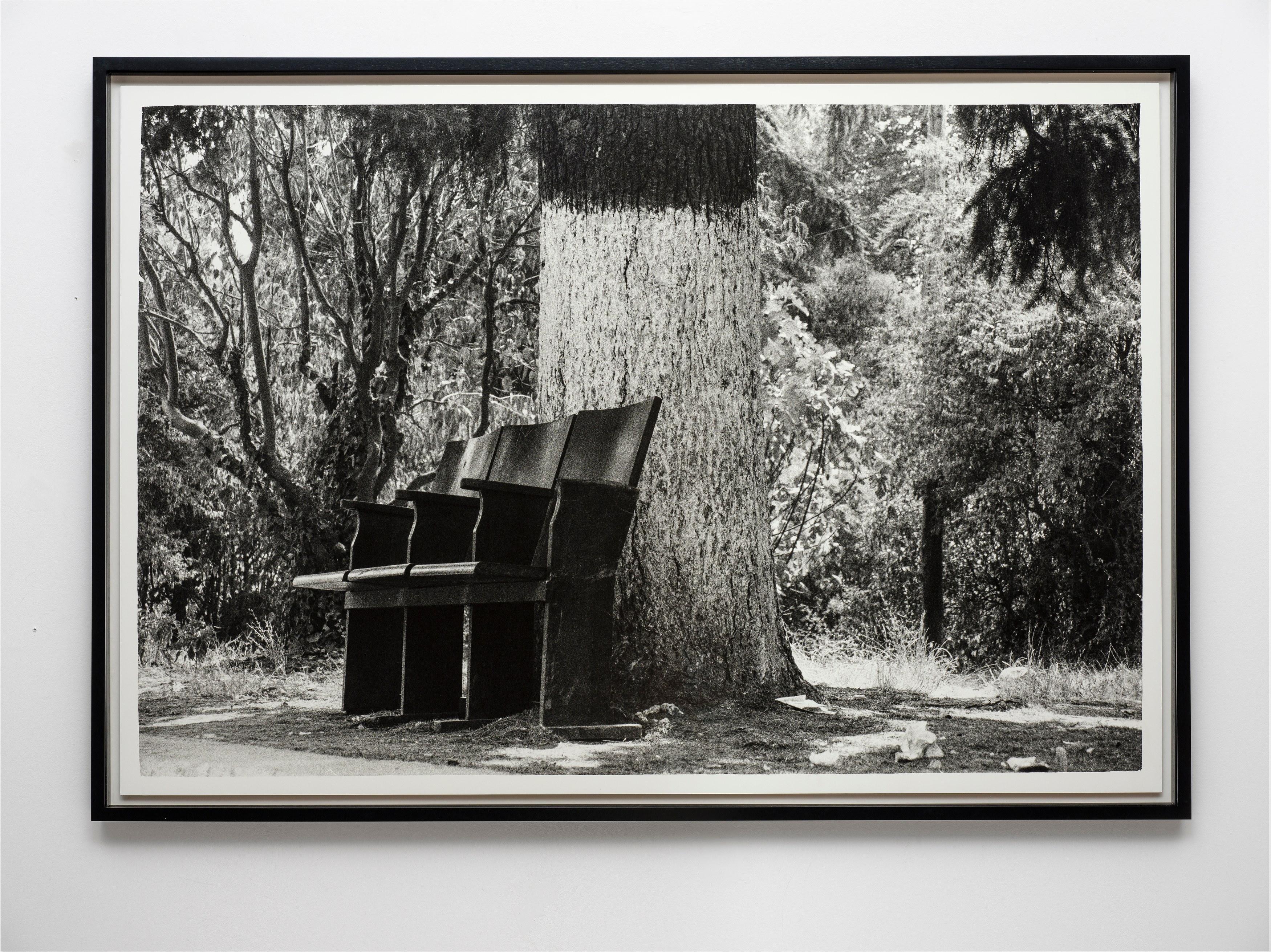 Je suis la chaise, Je suis la chaise at Galerie Chantal Crousel, photo 11
