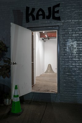 Image 2 of 20