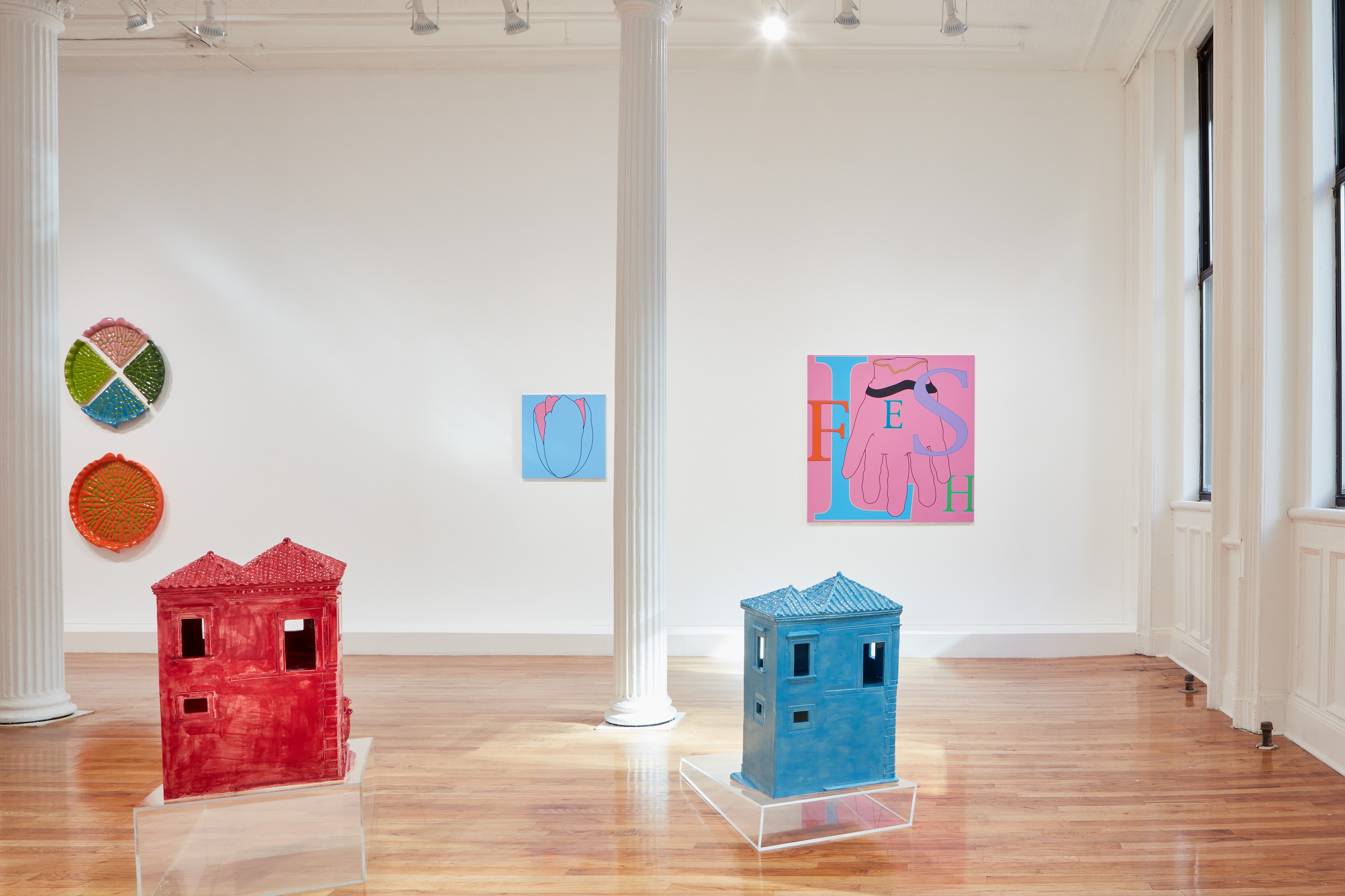 Michael Craig-Martin, Lena Henke, Apple Red Cranberry House at Bortolami, photo 2