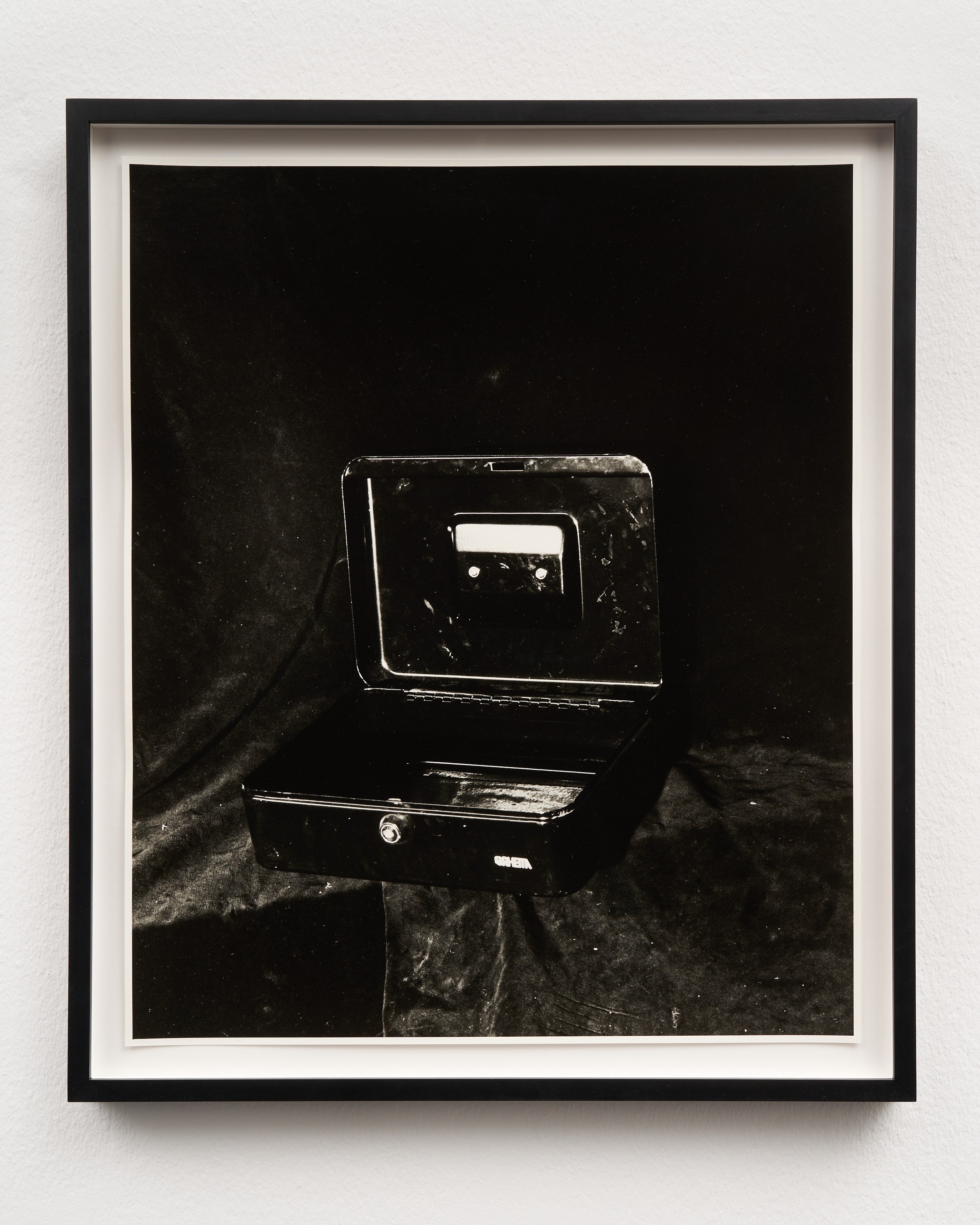 Calla Henkel & Max Pitegoff, Paradise at Isabella Bortolozzi, photo 22