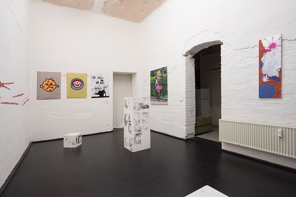 Image 4 of 35