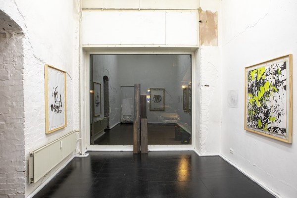 Image 4 of 20