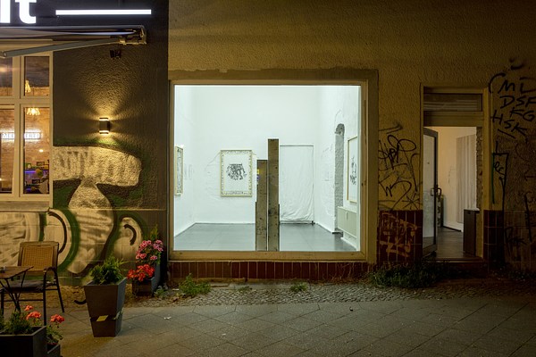Image 1 of 20
