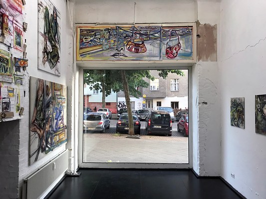 Image 2 of 18
