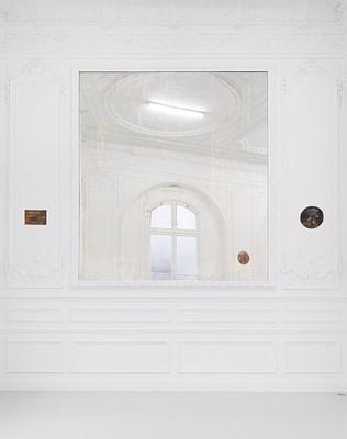 Image 2 of 31