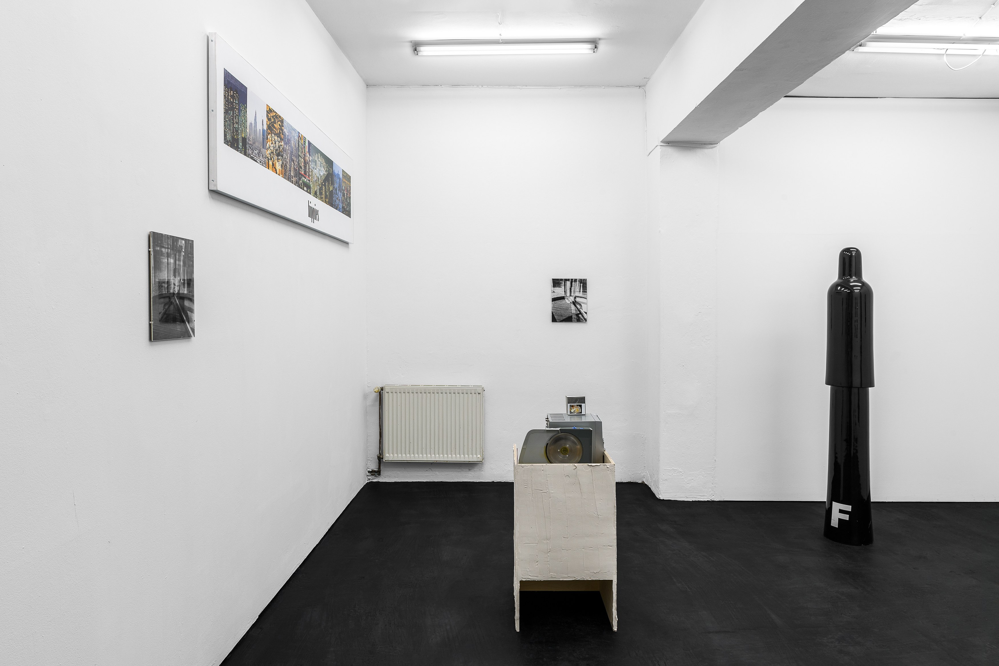 Opening Night, Opening Night at Schiefe Zähne, photo 7