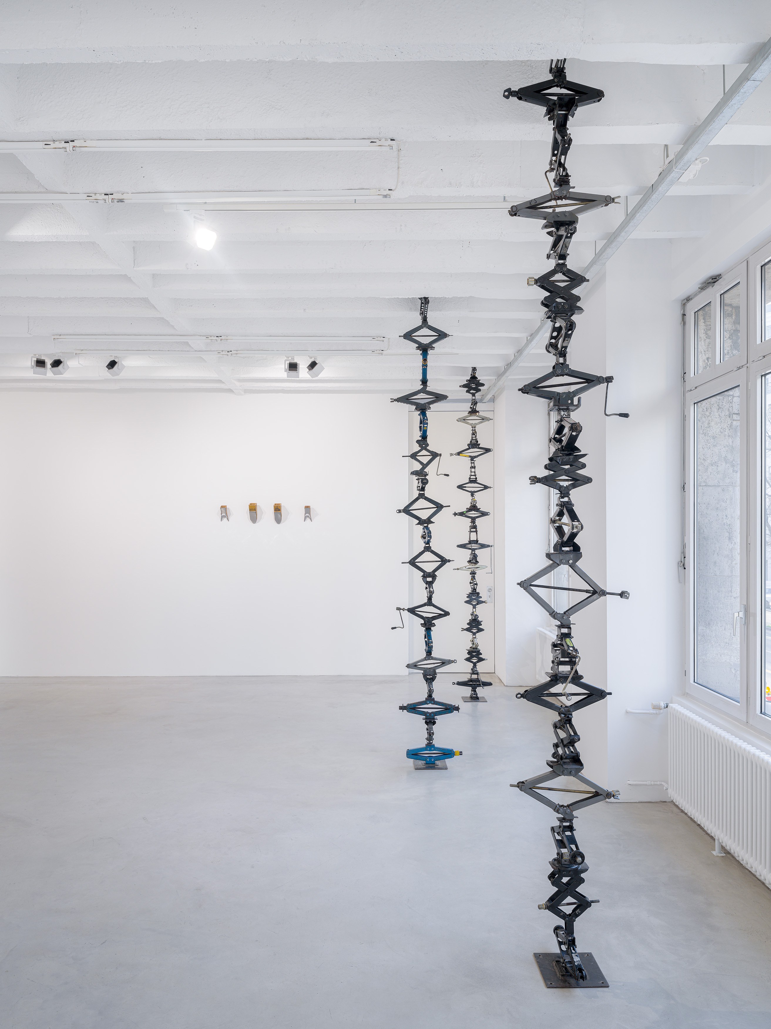 Sofia Hultén, Hat Trick Cyclist at Galerie Nordenhake, photo 3