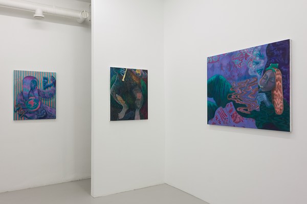 Image 3 of 32