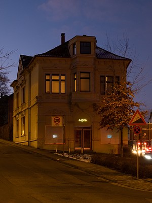Image 8 of 18