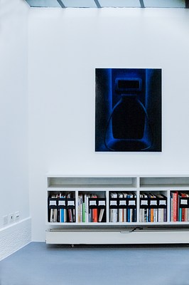Image 2 of 24