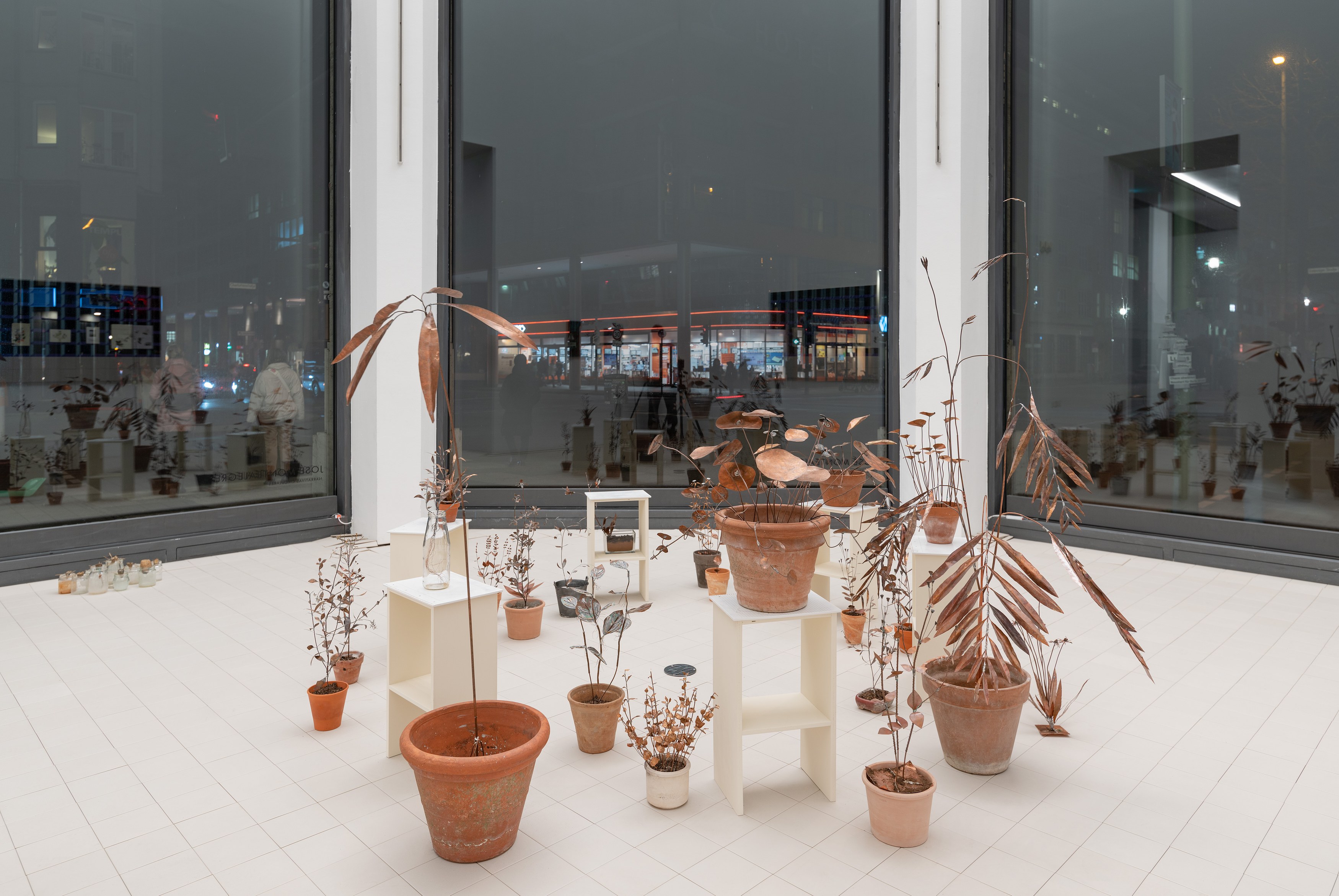 José Montealegre, Narrativas Circulares at Galerie Thomas Schulte, photo 6