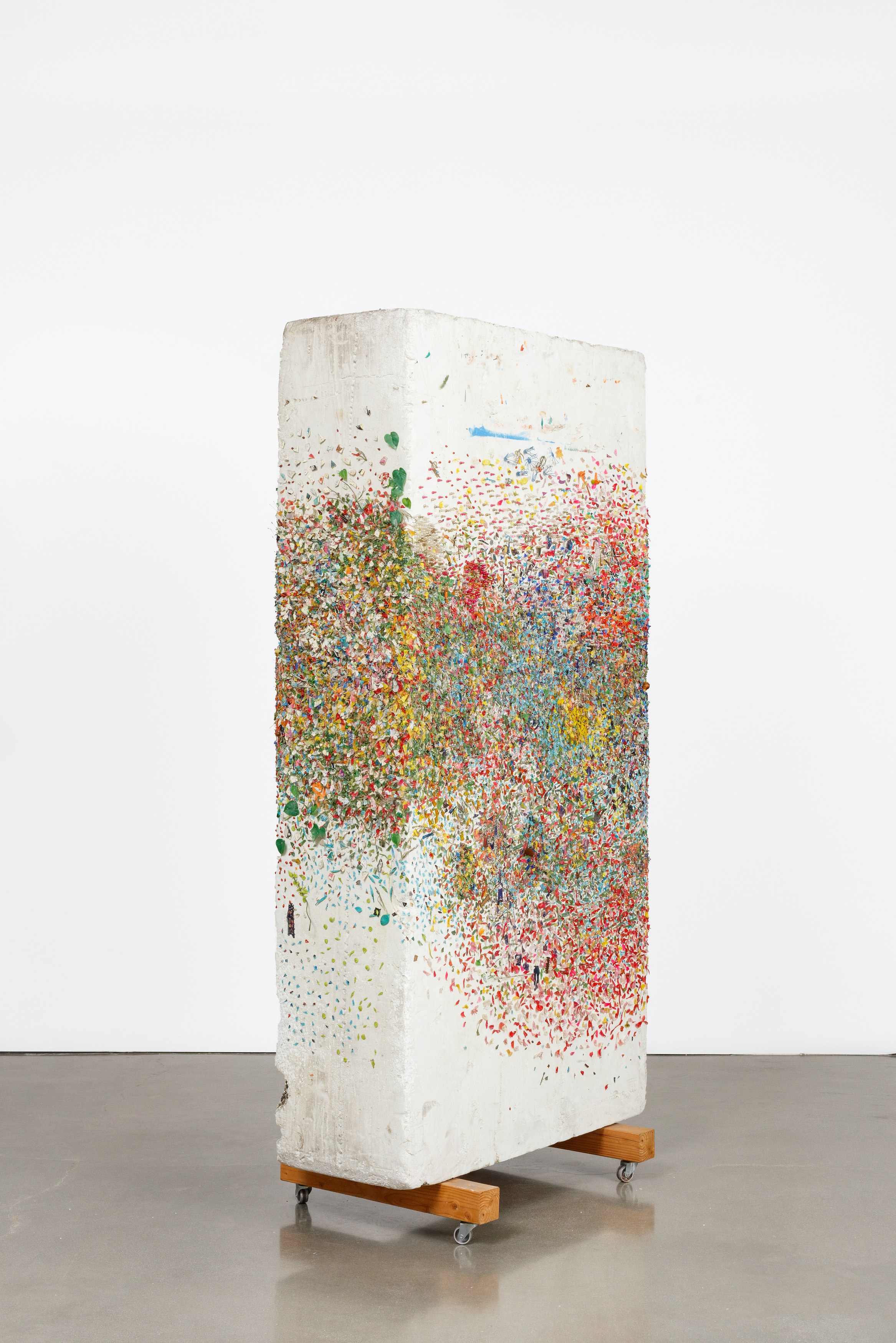 Elliott Hundley, Echo at Regen Projects, photo 30