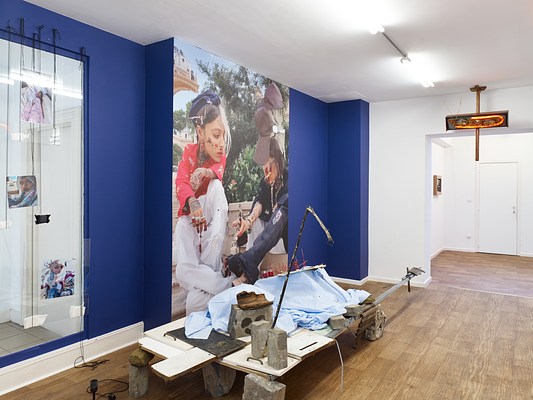 Image 10 of 72