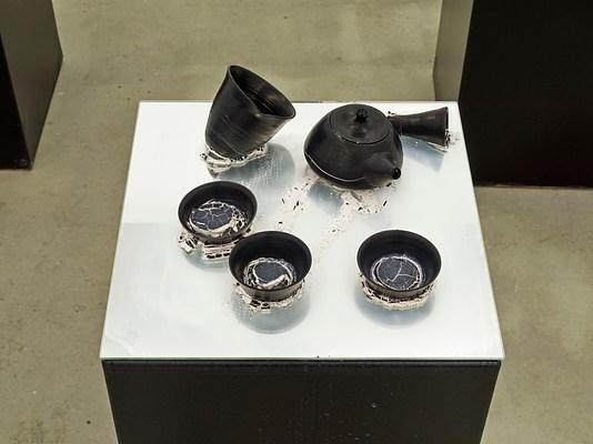 Image 2 of 20