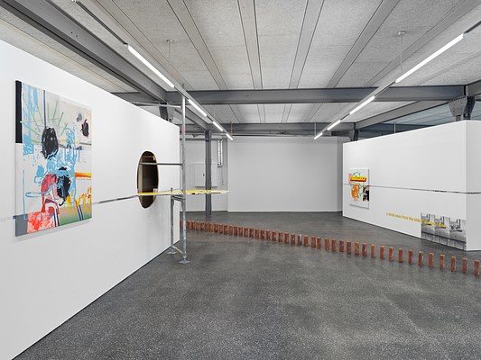 Image 4 of 28