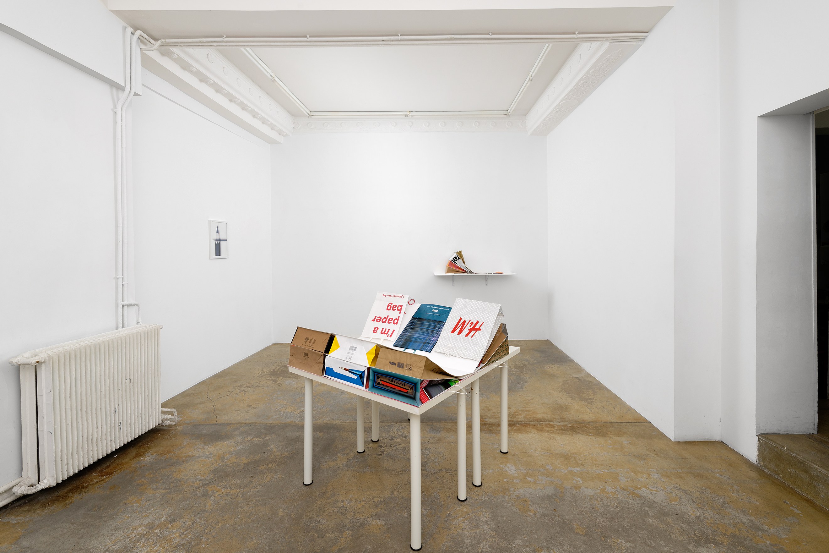 Sara MacKillop, custom binding at Galerie Florence Loewy, photo 7