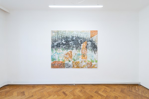 Image 3 of 32