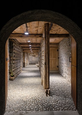 Image 9 of 19