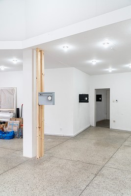 Image 3 of 26