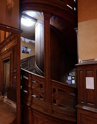 Image 7 of 36