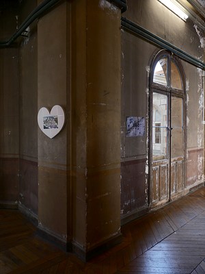 Image 22 of 36