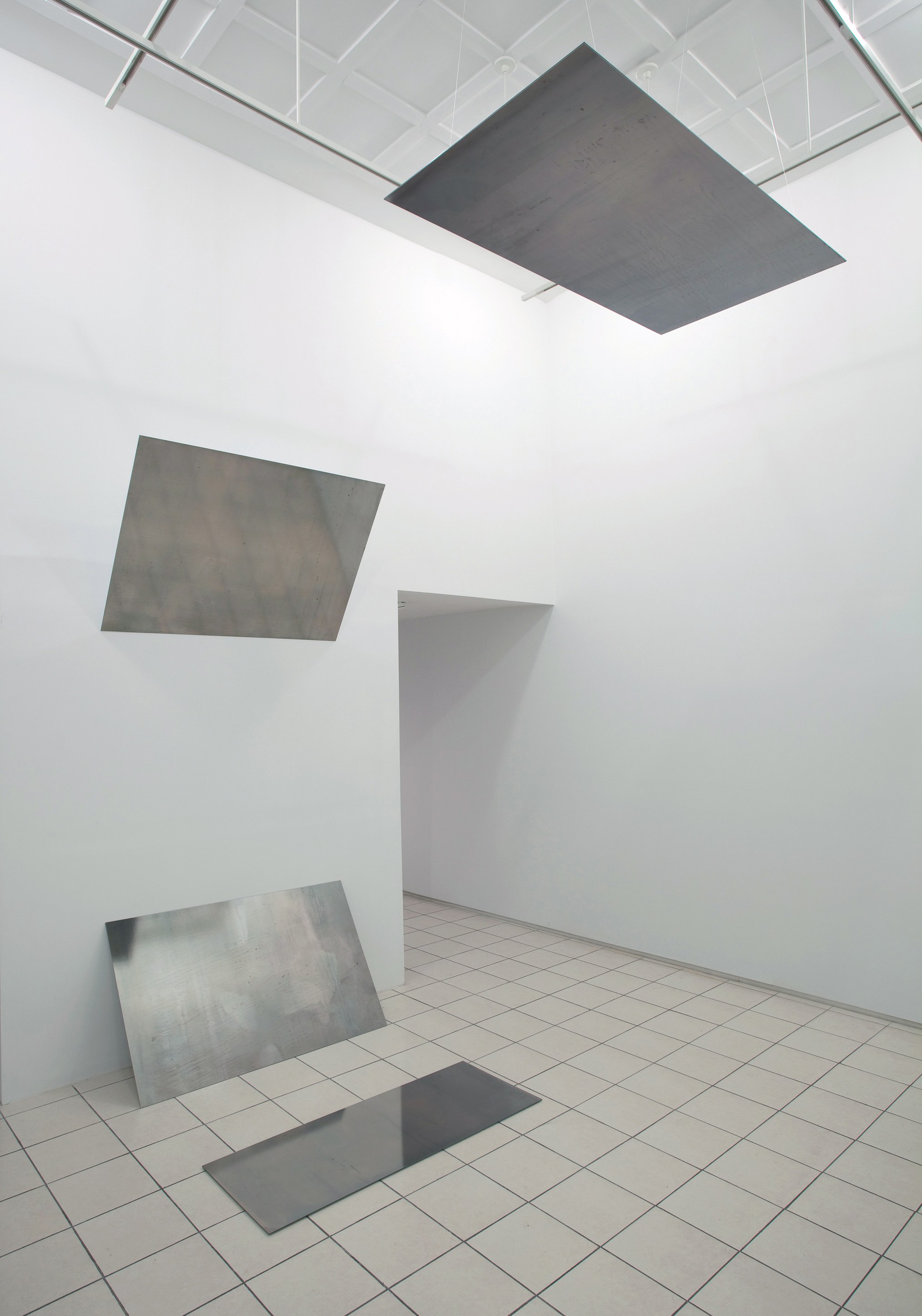 Liz Deschenes, Tilt/Swing at Miguel Abreu, New York (88 Eldridge Street, 36 Orchard Street), photo 4