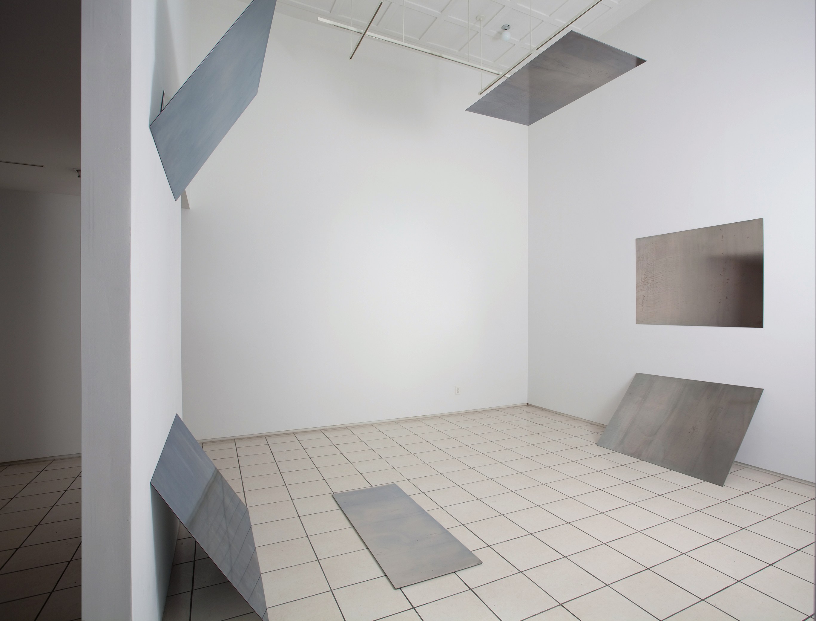 Liz Deschenes, Tilt/Swing at Miguel Abreu, New York (88 Eldridge Street, 36 Orchard Street), photo 14