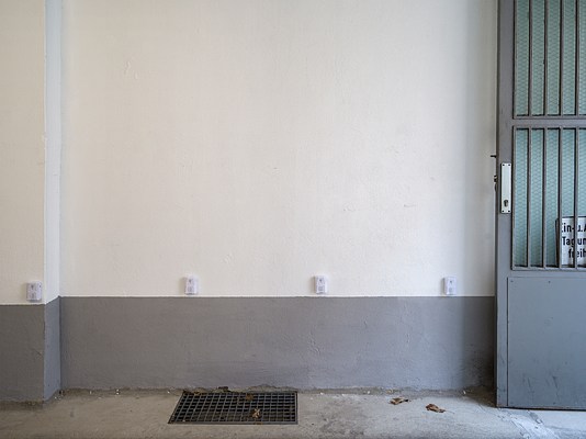Image 3 of 34