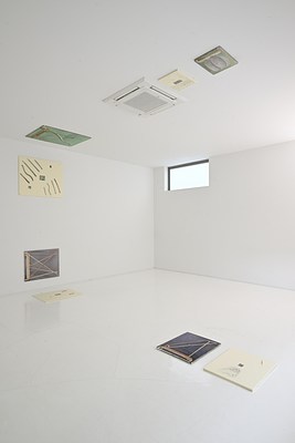 Image 4 of 77