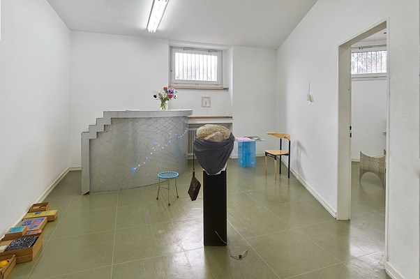 Image 1 of 18