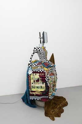 Image 4 of 34