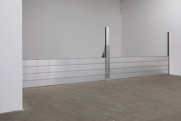 Image 4 of 40