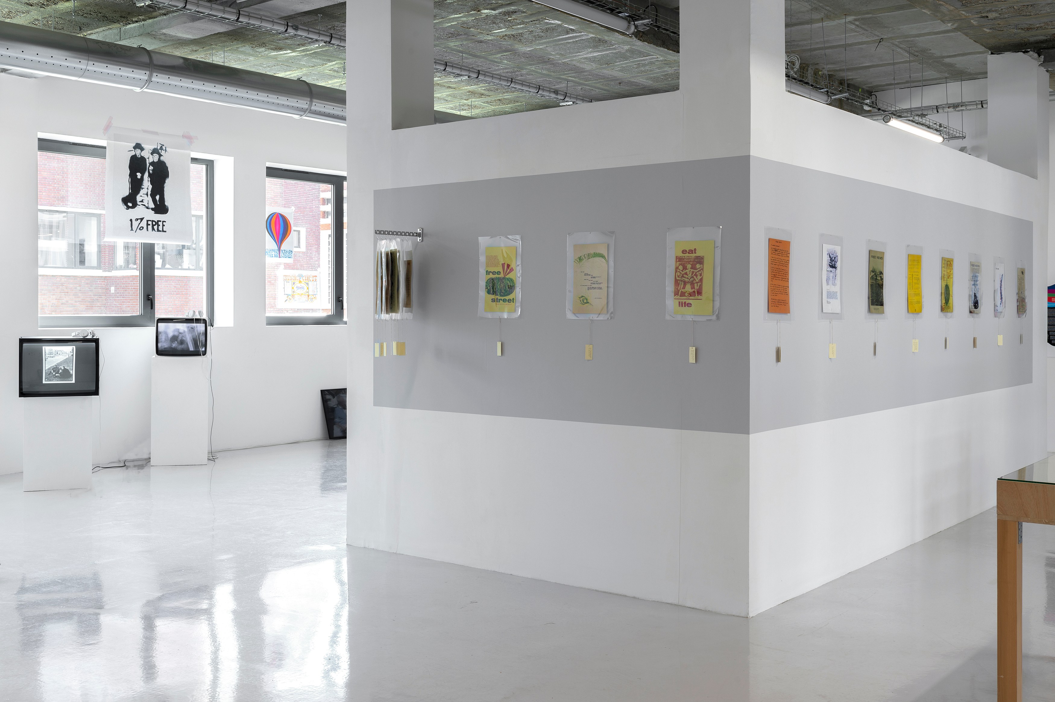 Ben Kinmont, Our commons are free at Air de Paris, photo 2