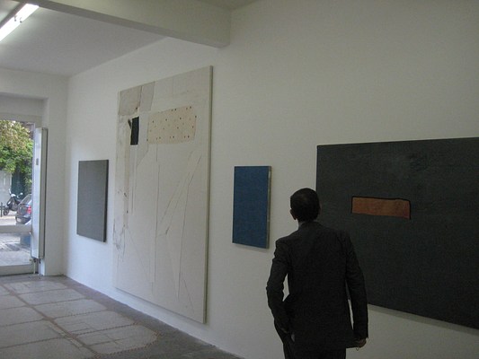 Image 2 of 10