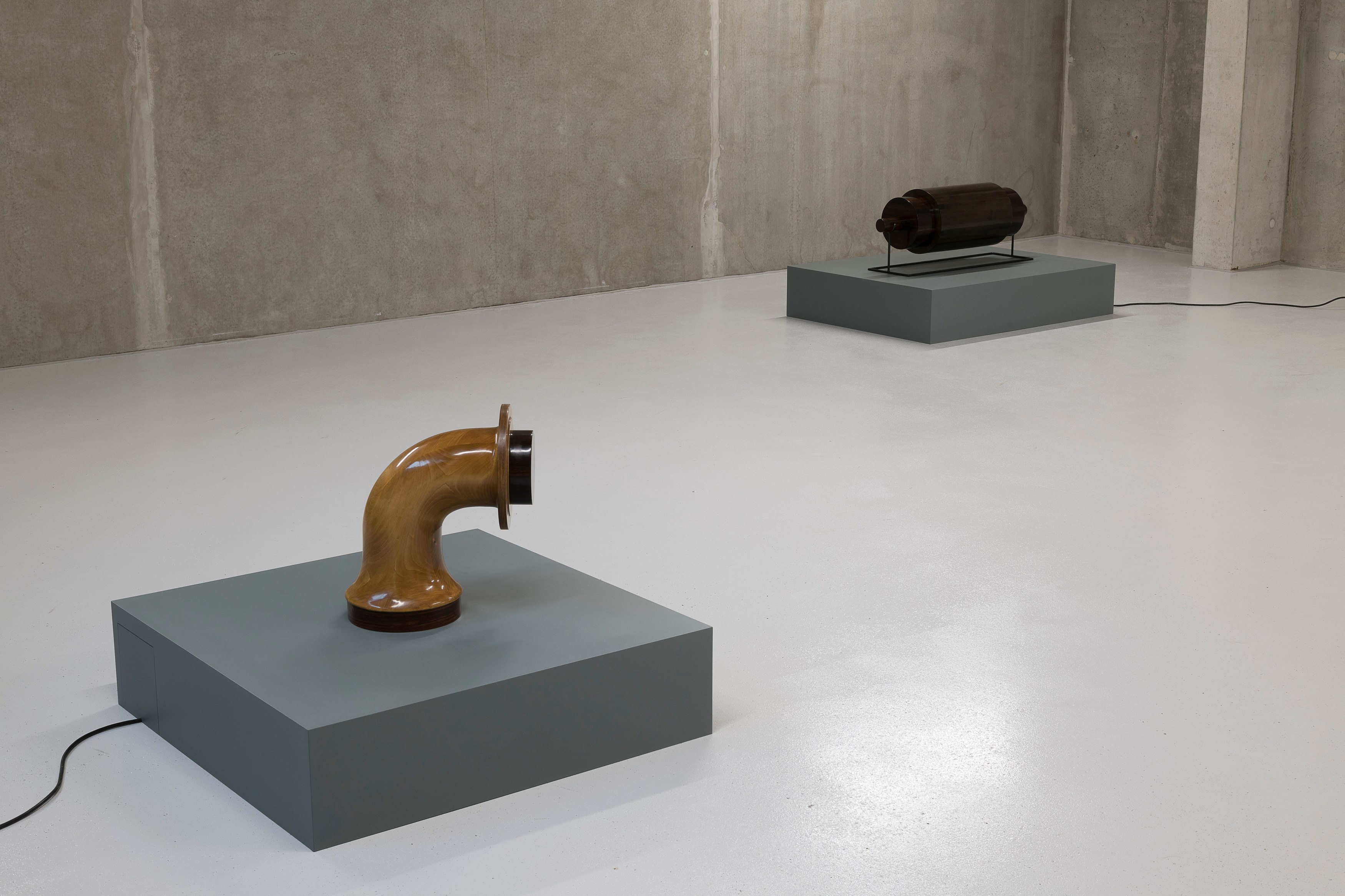 Dora Budor, OLD WORLD at Galerie Molitor, photo 9