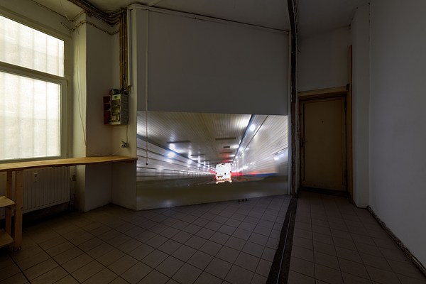 Image 2 of 31