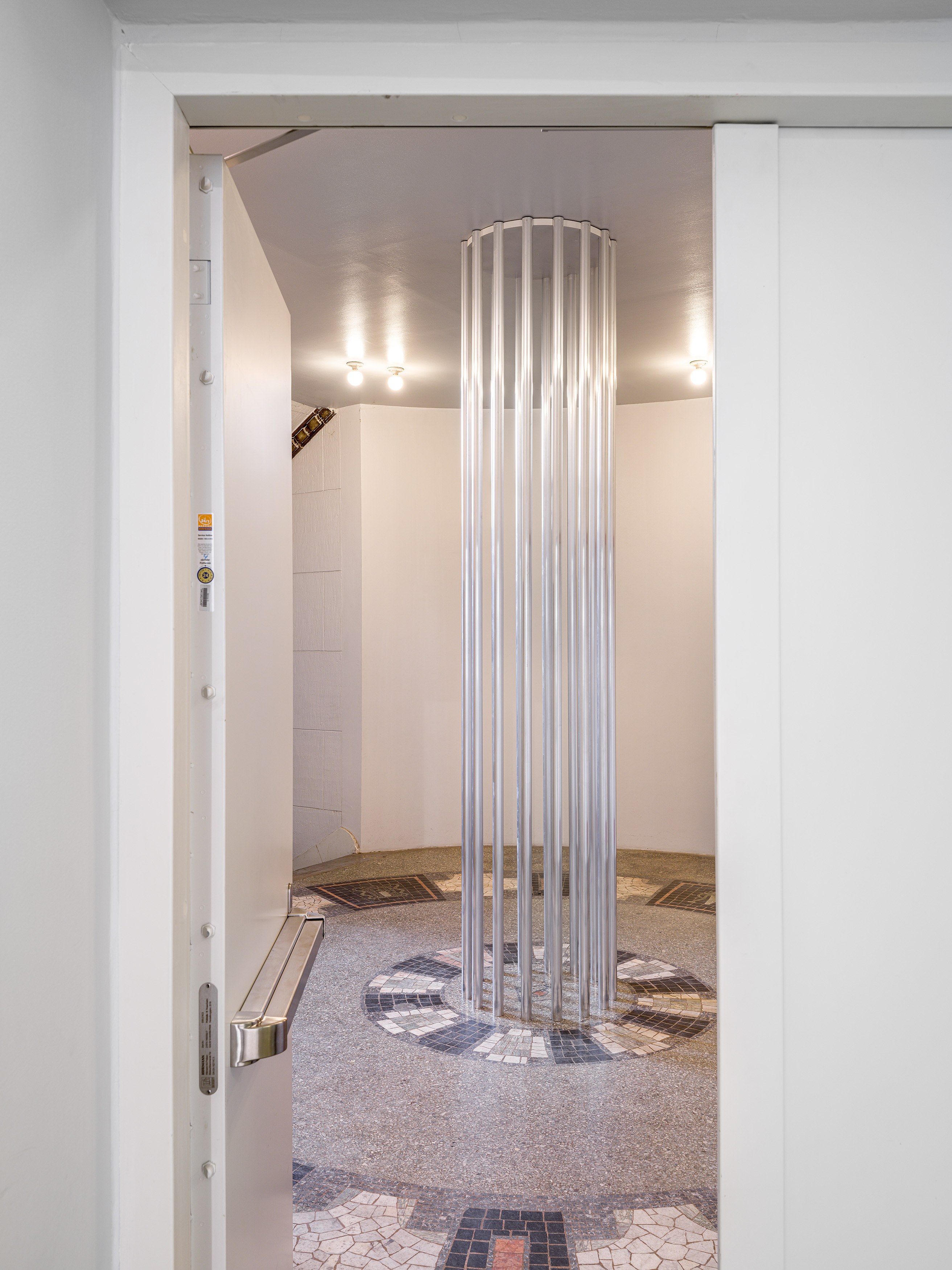 Sophie Reinhold, Träum Weiter at Galerie Nordenhake, photo 2