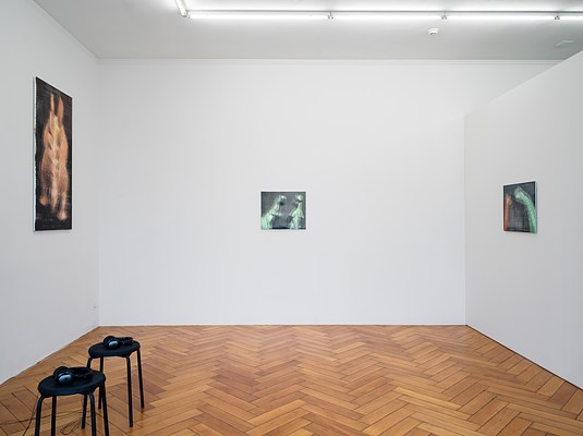 Image 4 of 39