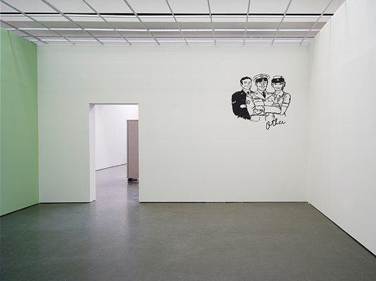 Image 10 of 32