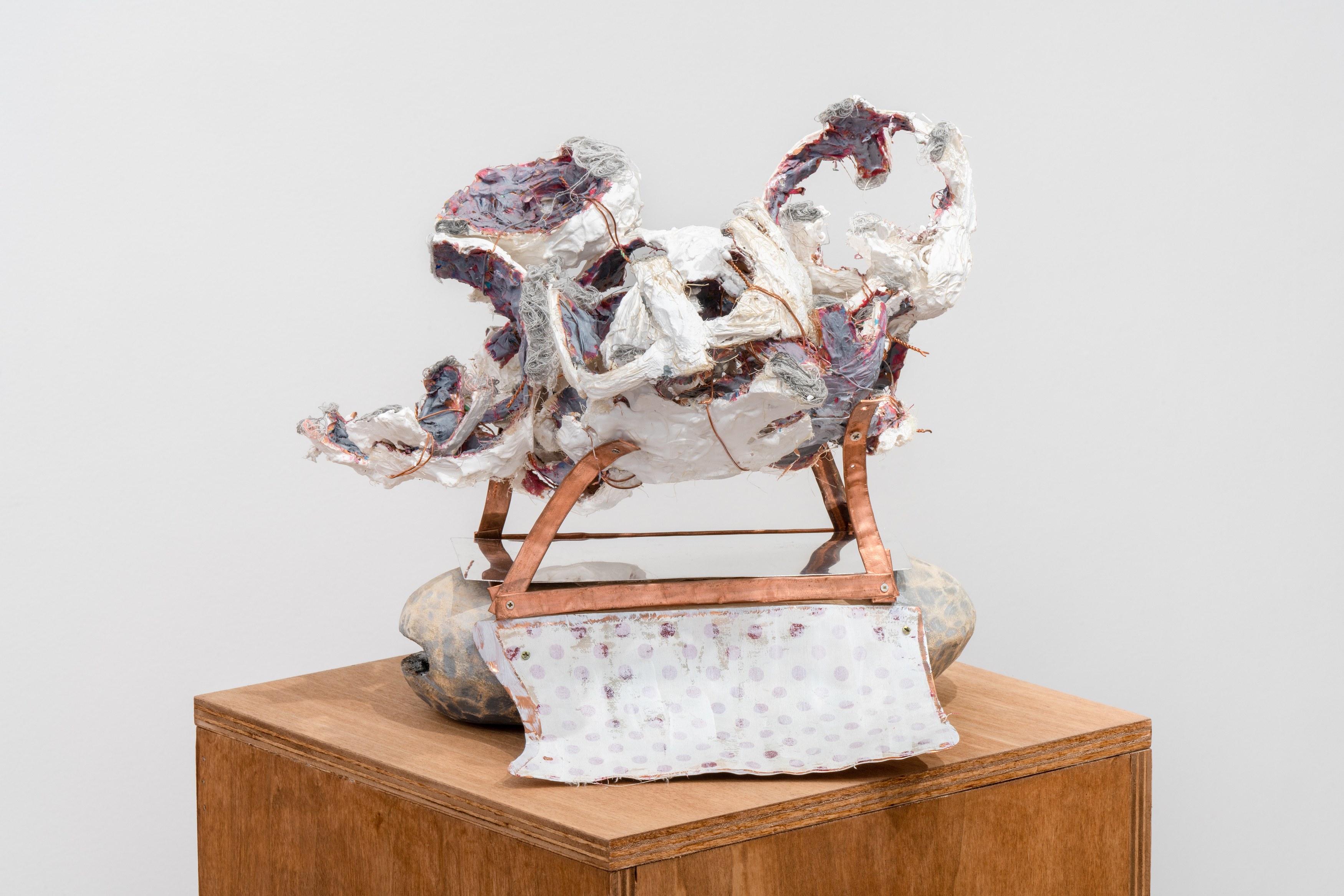 Miho Dohi, Untitled at Tragic Venus, CELESTE | data center Marilyn, Champs-sur-Marne, photo 13
