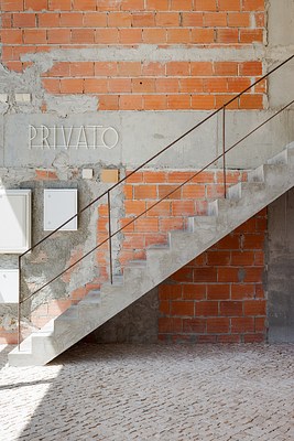 Image 10 of 31