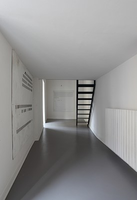 Image 13 of 32