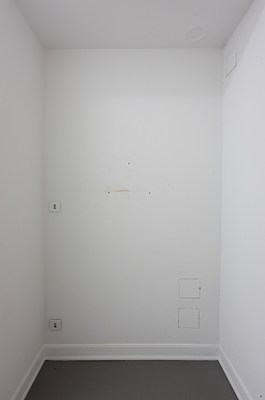 Image 23 of 32