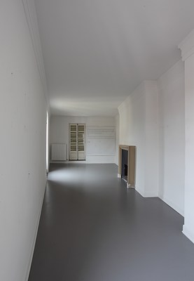 Image 28 of 32