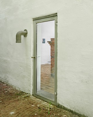 Image 3 of 20