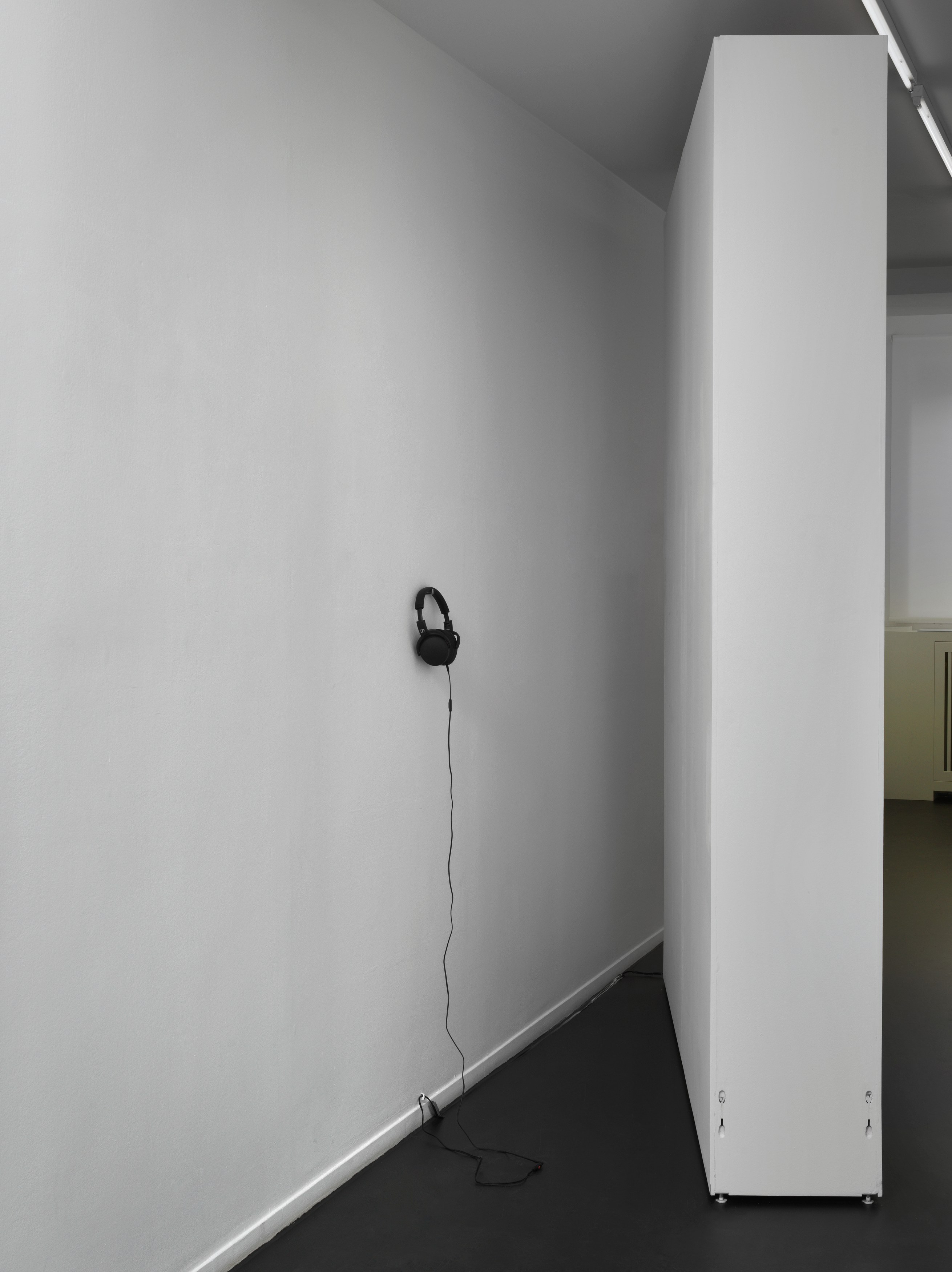 Samuel Hindolo, Guest room at Galerie Buchholz, Berlin, photo 26