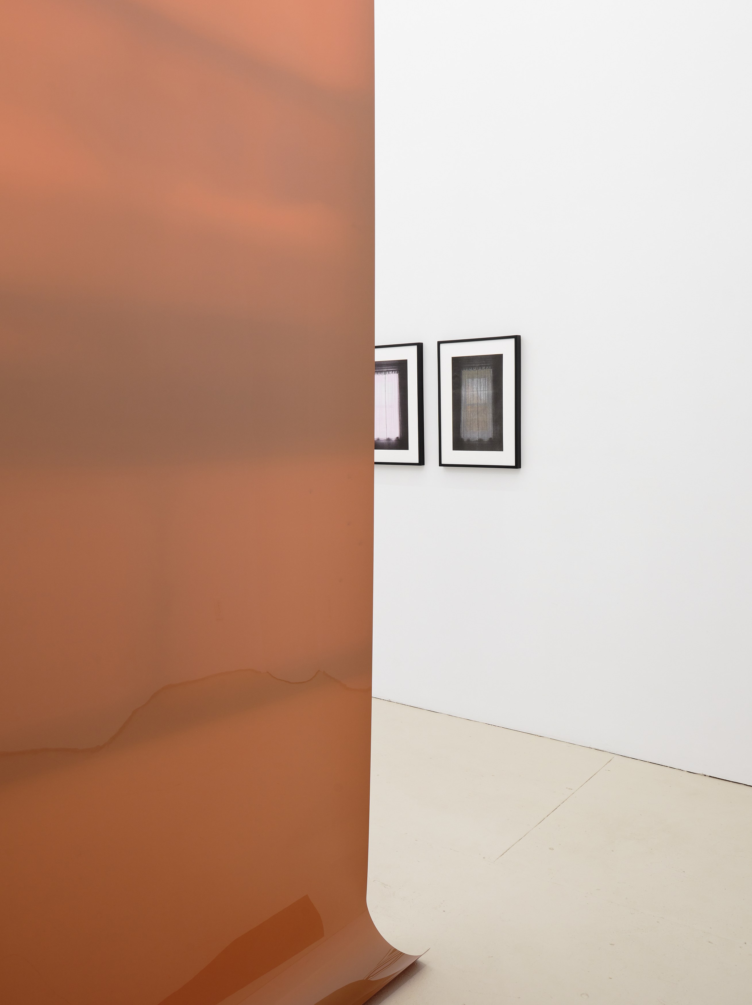 Ideal Shapes of Disappearing, Ideal Shapes of Disappearing at Silke Lindner, photo 3