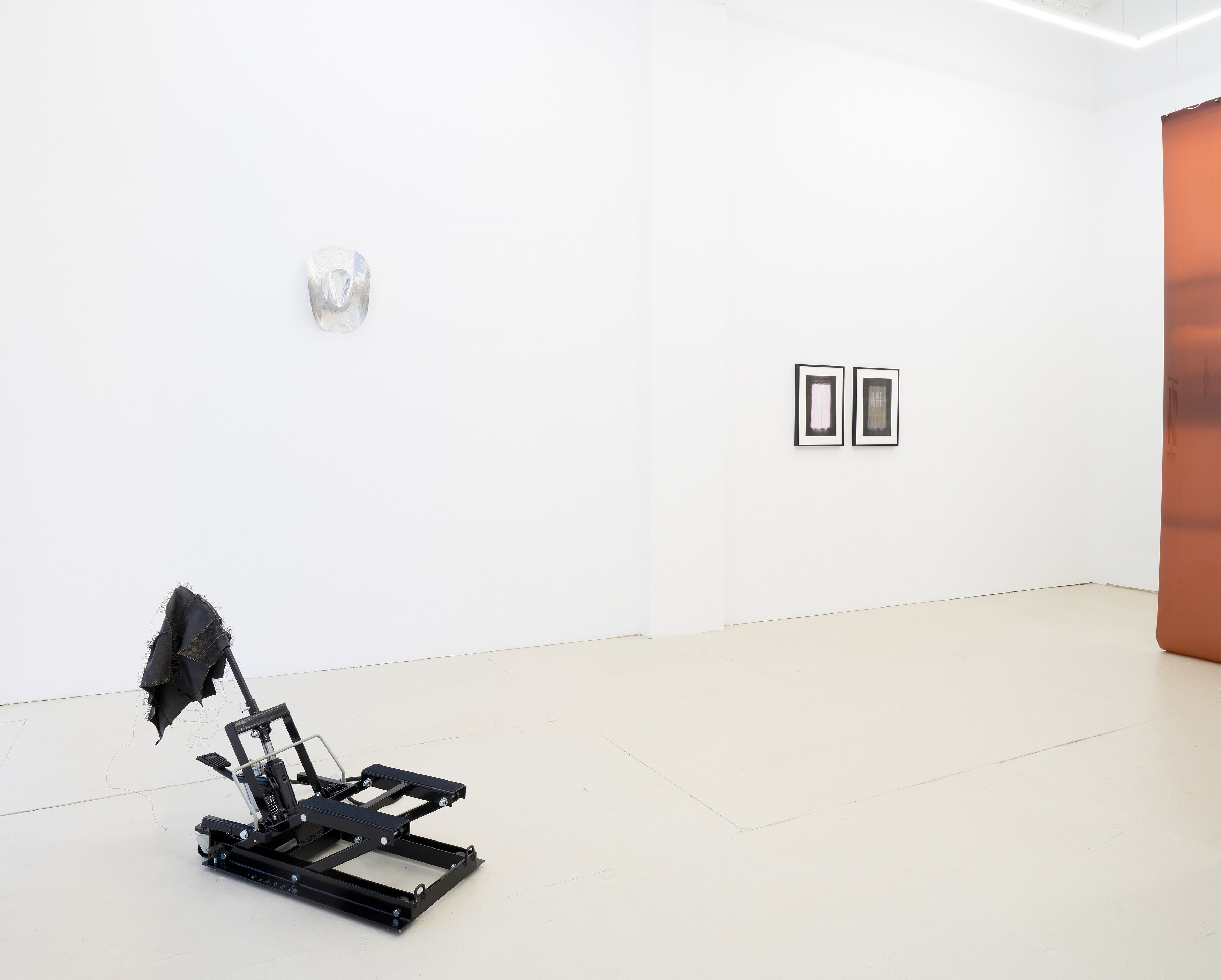 Ideal Shapes of Disappearing, Ideal Shapes of Disappearing at Silke Lindner, photo 6